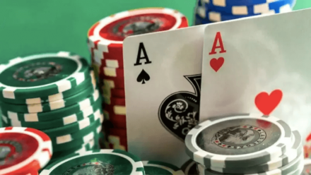 Game bài poker là gì